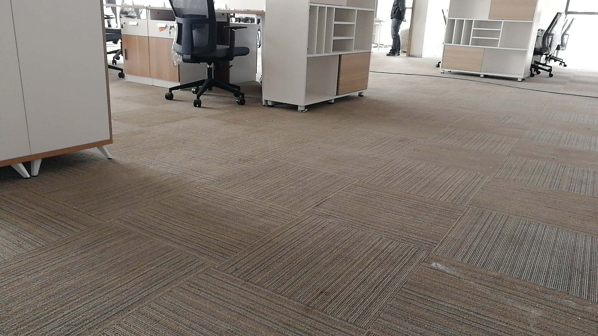 宜宾某汽车研究院地面地毯
